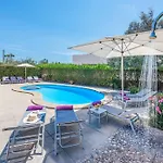 Fiol Villa *